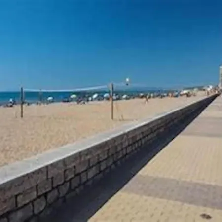 In Valras-plage Near Sandy *