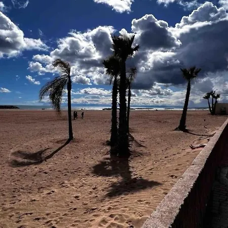 In Valras-plage Near Sandy アパート Sérignan